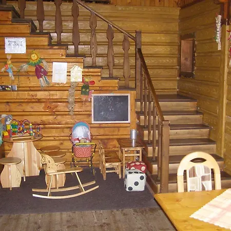 Guest house Rekrea Levice