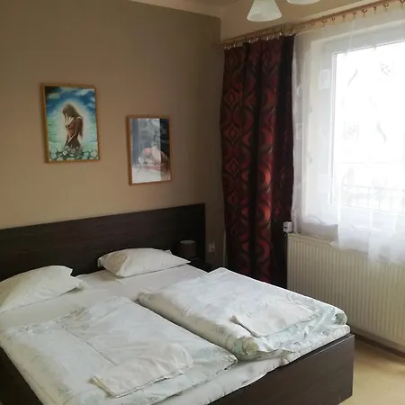 Rekrea Guest house *